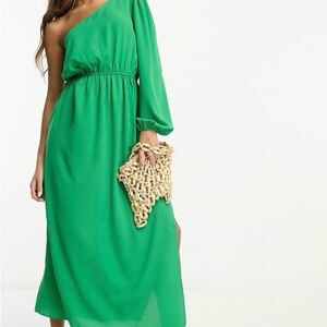 Green Asymmetrical One-Shoulder Dress